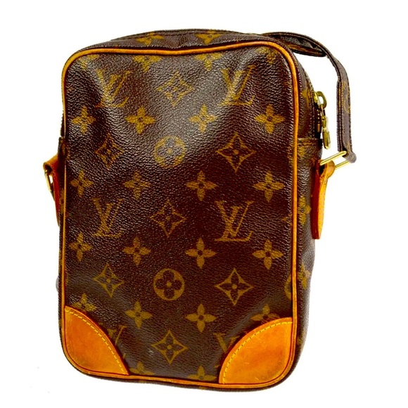 LOUIS VUITTON DANUBE MONOGRAM  CROSSBODY/SHOULDERBAG - Picture 2 of 9
